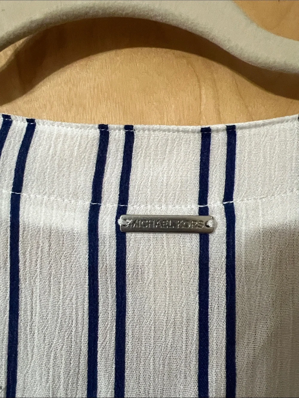 Michael Kors White V-Neck Long Sleeve Tunic with Navy Stripes